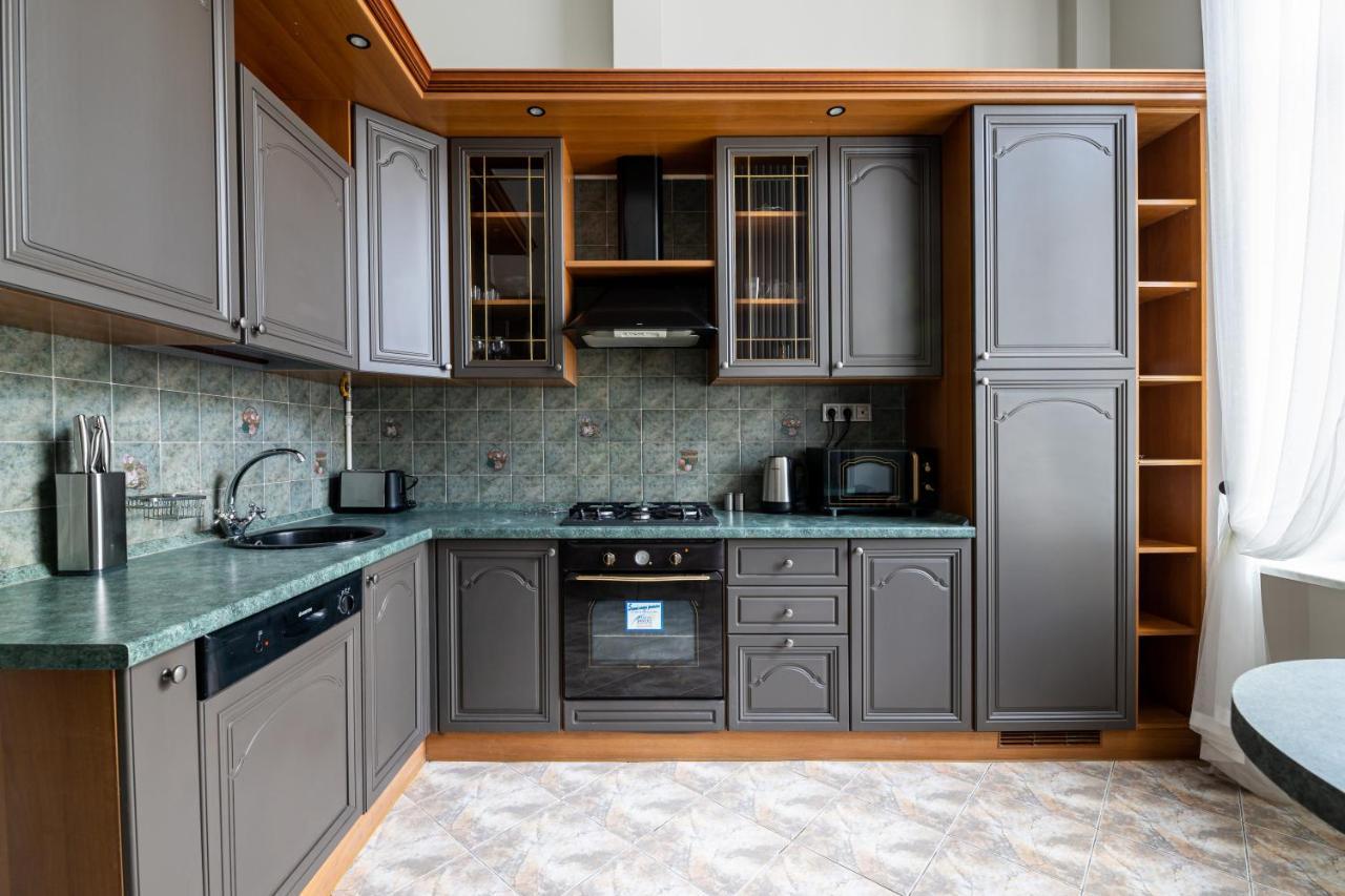 לבוב 3 Room Apartments On Galytska מראה חיצוני תמונה